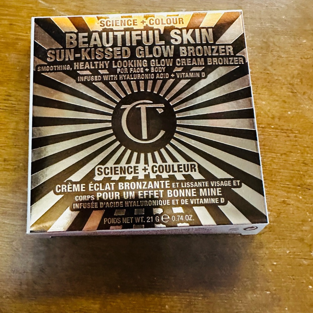 Charlotte Tilbury Beautiful Skin Sun-Kissed Glow Bronzer